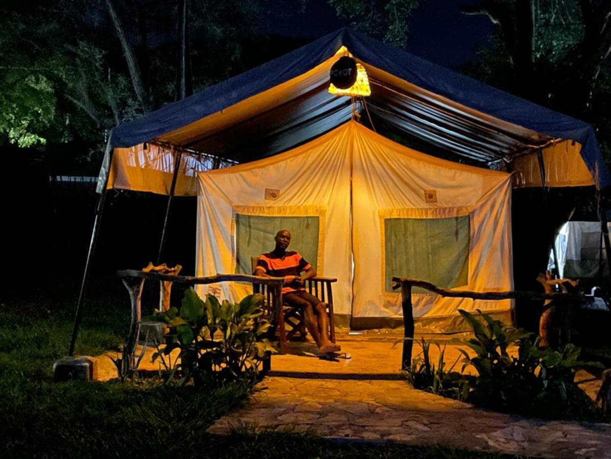 Kara-Tunga Safari Camp Bed and Breakfast Moroto Εξωτερικό φωτογραφία